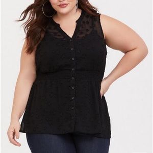 Torrid- 1 EUC- Black Star Chiffon Tank